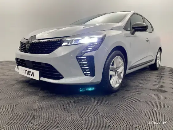 RENAULT CLIO V - voiture d'occasion - Photo 26