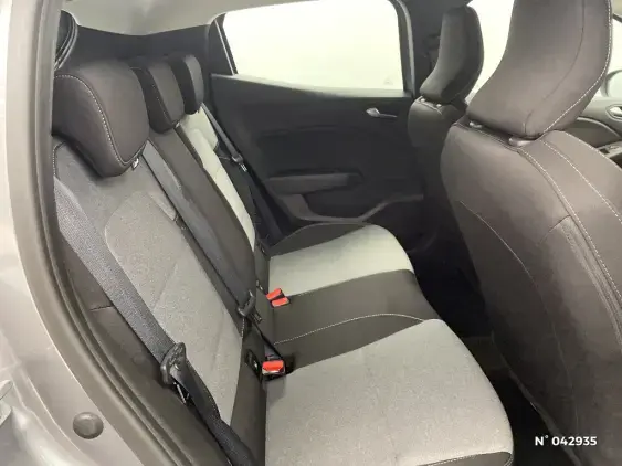 RENAULT CLIO V - voiture d'occasion - Photo 11