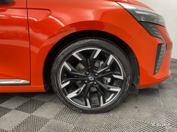 RENAULT CLIO V - voiture d'occasion - Photo 8