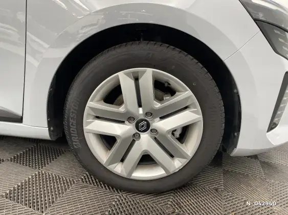 RENAULT CLIO V - voiture d'occasion - Photo 8