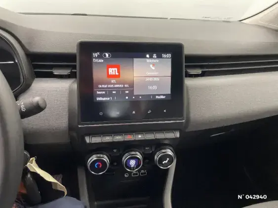 RENAULT CLIO V - voiture d'occasion - Photo 13