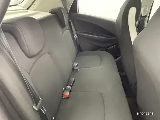 RENAULT ZOE - voiture d'occasion - Photo 11