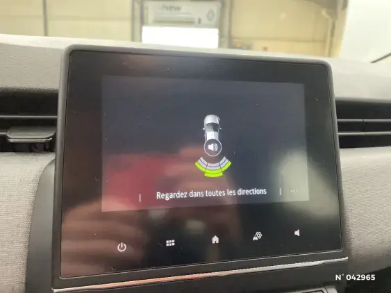 RENAULT CLIO V - voiture d'occasion - Photo 14