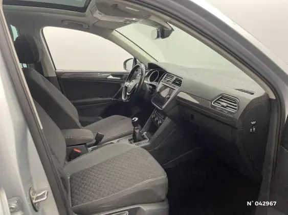 VOLKSWAGEN TIGUAN II - voiture d'occasion - Photo 10