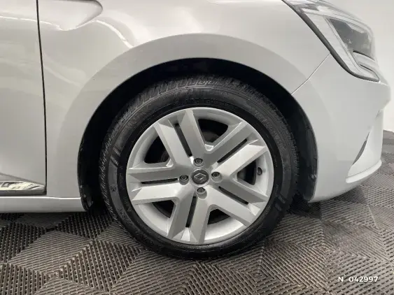 RENAULT CLIO V - voiture d'occasion - Photo 8