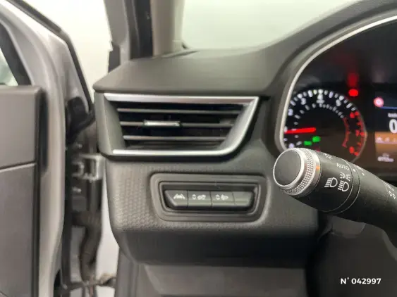 RENAULT CLIO V - voiture d'occasion - Photo 15