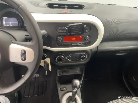 RENAULT TWINGO ELECTRIQUE III - voiture d'occasion - Photo 13