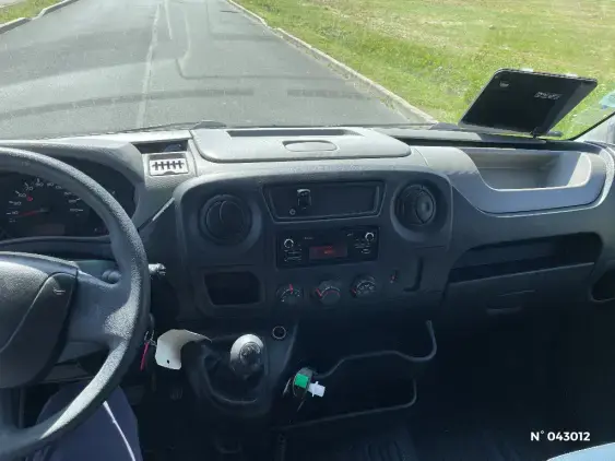 RENAULT MASTER TRANSPORTS SPECIFIQUES II - voiture d'occasion - Photo 13