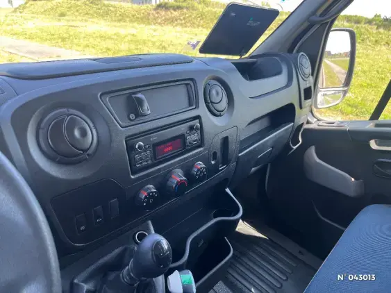 RENAULT MASTER III - voiture d'occasion - Photo 12