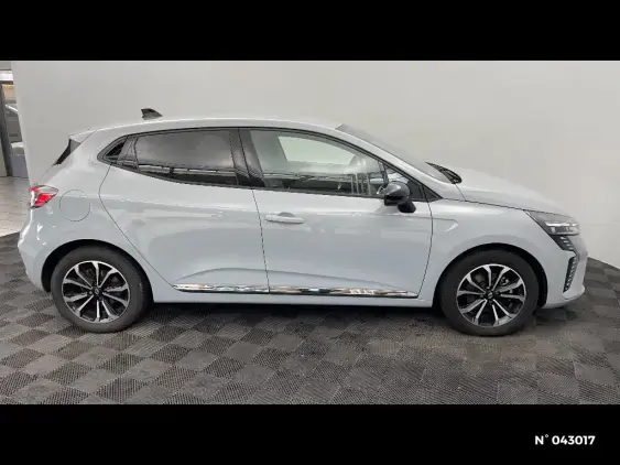 RENAULT CLIO V - voiture d'occasion - Photo 5