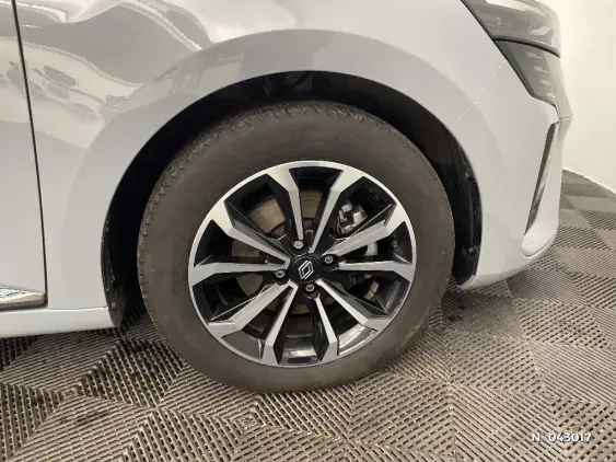 RENAULT CLIO V - voiture d'occasion - Photo 8