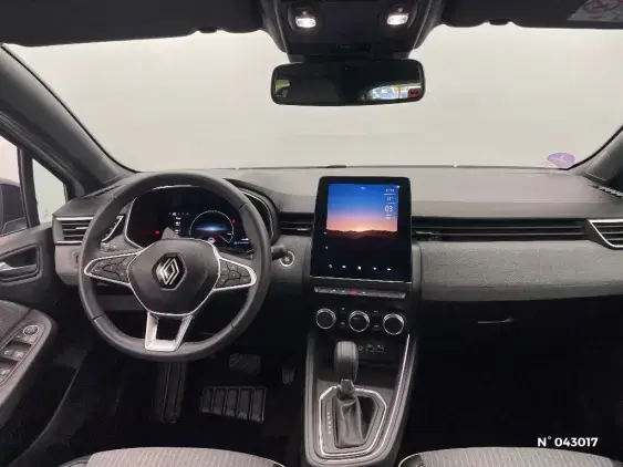 RENAULT CLIO V - voiture d'occasion - Photo 9