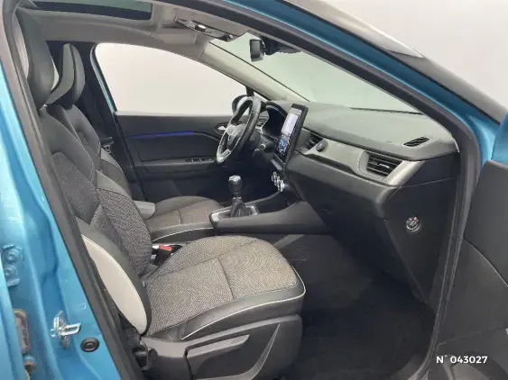 RENAULT CAPTUR II - voiture d'occasion - Photo 10