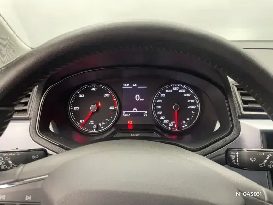 SEAT ARONA - voiture d'occasion - Photo 12