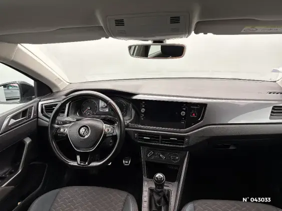 VOLKSWAGEN POLO VI - voiture d'occasion - Photo 9