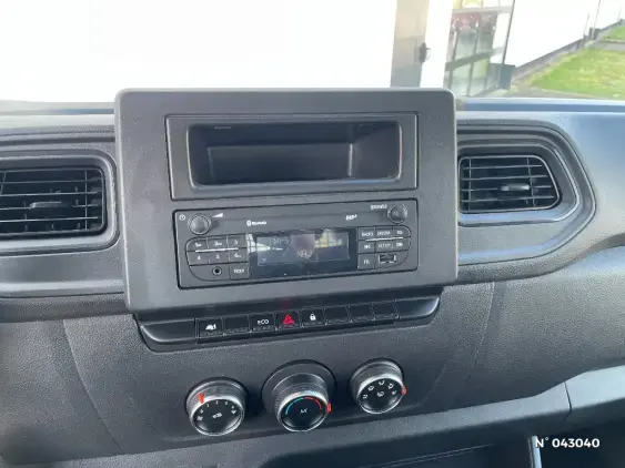 RENAULT MASTER III - voiture d'occasion - Photo 13