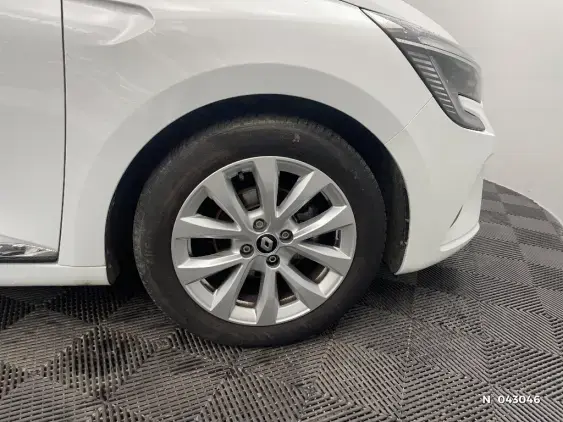 RENAULT CLIO V - voiture d'occasion - Photo 8