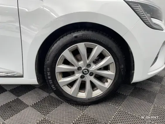 RENAULT CLIO V - voiture d'occasion - Photo 8