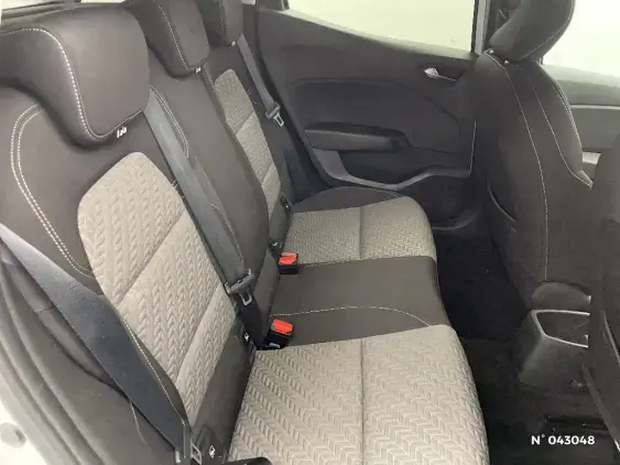 RENAULT CLIO V - voiture d'occasion - Photo 11