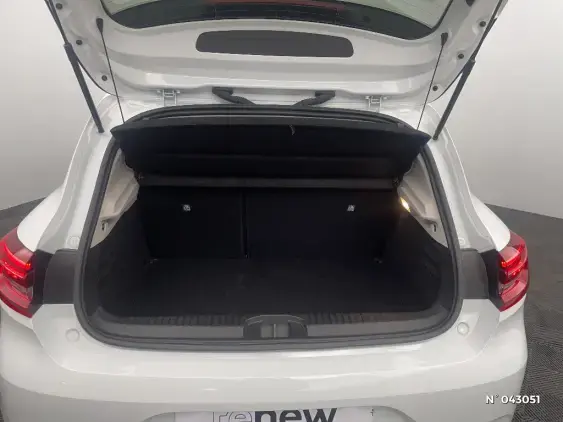 RENAULT CLIO V - voiture d'occasion - Photo 7