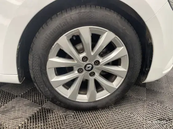 RENAULT CLIO V - voiture d'occasion - Photo 8