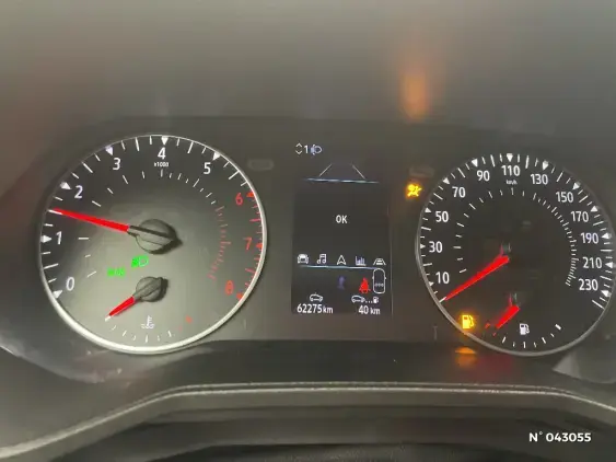 RENAULT CLIO V - voiture d'occasion - Photo 12