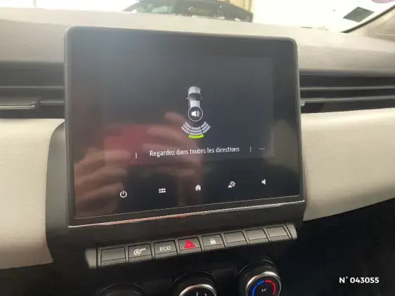 RENAULT CLIO V - voiture d'occasion - Photo 14