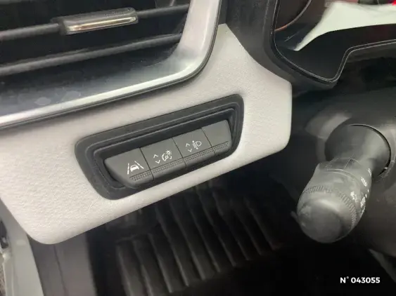 RENAULT CLIO V - voiture d'occasion - Photo 15