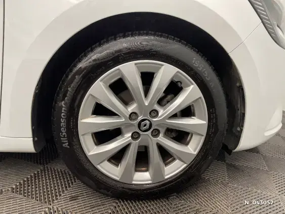 RENAULT CLIO V - voiture d'occasion - Photo 8