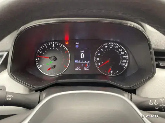 RENAULT CLIO V - voiture d'occasion - Photo 12