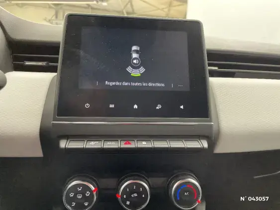 RENAULT CLIO V - voiture d'occasion - Photo 14