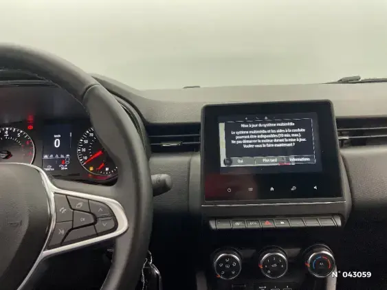 RENAULT CLIO V - voiture d'occasion - Photo 13