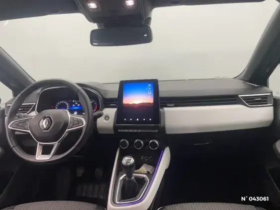 RENAULT CLIO V - voiture d'occasion - Photo 9