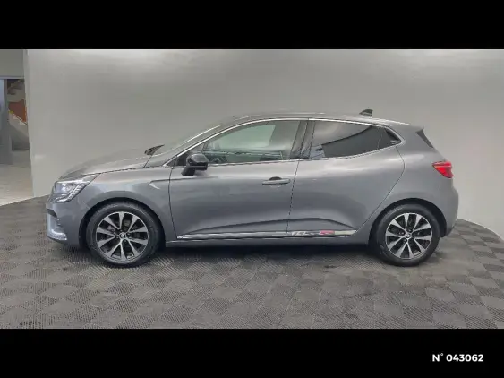 RENAULT CLIO V - voiture d'occasion - Photo 2