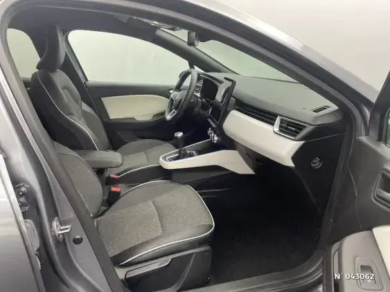 RENAULT CLIO V - voiture d'occasion - Photo 10