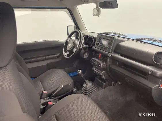 SUZUKI JIMNY IV - voiture d'occasion - Photo 9