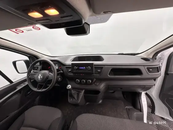 RENAULT TRAFIC FG III - voiture d'occasion - Photo 9