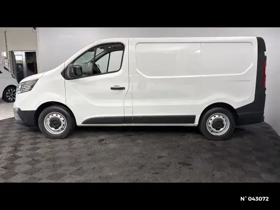RENAULT TRAFIC FG III - voiture d'occasion - Photo 2