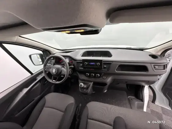 RENAULT TRAFIC FG III - voiture d'occasion - Photo 9