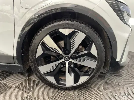 RENAULT MEGANE V - voiture d'occasion - Photo 8