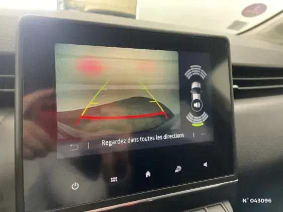 RENAULT CLIO V - voiture d'occasion - Photo 14