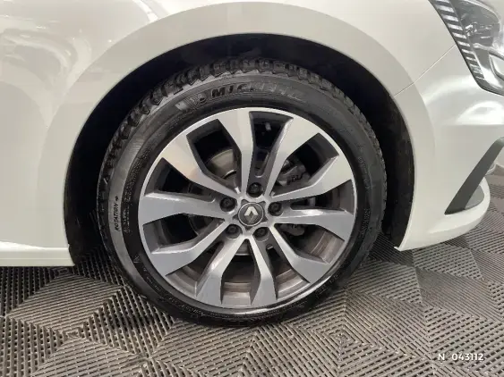 RENAULT MEGANE IV - voiture d'occasion - Photo 8