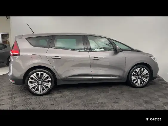 RENAULT SCENIC IV - voiture d'occasion - Photo 5