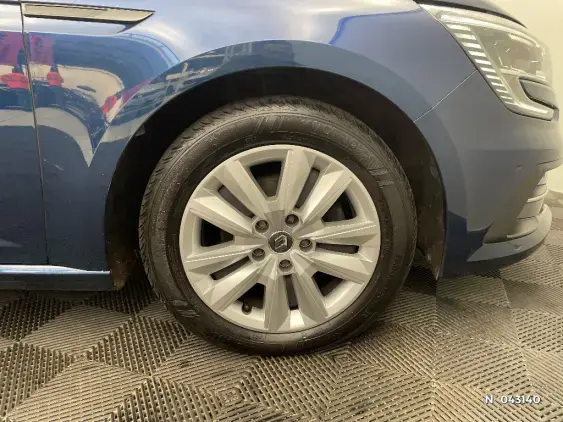 RENAULT MEGANE IV - voiture d'occasion - Photo 8