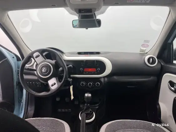 RENAULT TWINGO III - voiture d'occasion - Photo 9