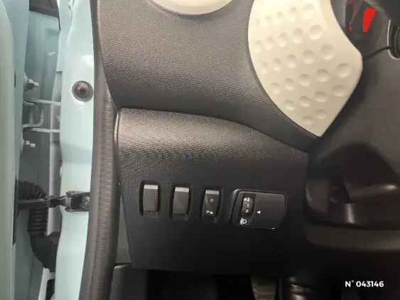 RENAULT TWINGO III - voiture d'occasion - Photo 15