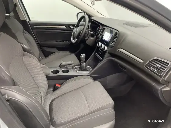 RENAULT MEGANE IV - voiture d'occasion - Photo 10