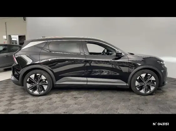 RENAULT SCENIC V ELECTRIQUE - voiture d'occasion - Photo 5