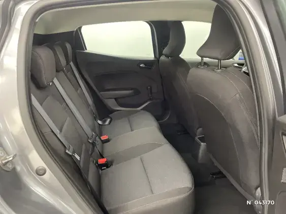 RENAULT CLIO V - voiture d'occasion - Photo 11