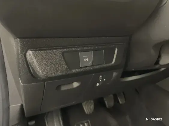 DACIA SANDERO III - voiture d'occasion - Photo 15